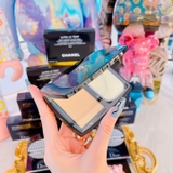 CHANEL Ultra Le Teint Flawless Finish Compact Foundation