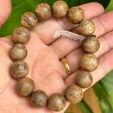 Vòng tay trầm hương banh đỏ Campuchia VIP cao cấp - Chuẩn Trầm