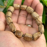 Vòng tay trầm hương banh đỏ kiểu thô - Chuẩn Trầm
