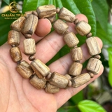 Vòng tay trầm hương banh đỏ kiểu thô - Chuẩn Trầm
