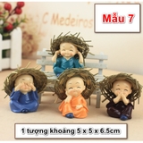 Bộ 4 chú tiểu đội nón rơm