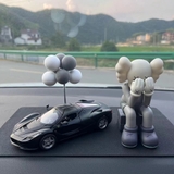 Mô hình nhân vật Búp Bê KAWS trang trí xe hơi Mini 10cm Nhiều Màu Sắc Dùng Trang Trí