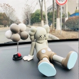 Mô hình nhân vật Búp Bê KAWS trang trí xe hơi Mini 10cm Nhiều Màu Sắc Dùng Trang Trí