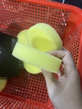 Mút xốp vàng lau rửa và đánh bóng ô tô tiện dùng