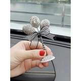 Gấu Sáp Thơm Đính Đá LUCKEY BER Ngồi Mang Hương Thơm Tự Nhiên Trang Trí Taplo