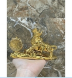 Tượng Trâu vàng phong thủy để xe ô tô - Biểu tượng của may mắn, tài lộc tặng kèm nước hoa ô tô