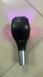 Tay Nắm Cần Số Pha Lê - Kính 5D - Đèn Led Đổi Màu - Logo Riêng Cho Dòng Xe Số Tự Động Chân Ren