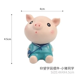 Các con vật đáng yêu chăm chỉ ngồi học