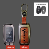 Bộ ốp kim loại lưng da + móc khoá dây da hãng Vinfast