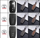 Bộ ốp kim loại lưng da lộn dập chìm logo + móc khoá TOYOTA