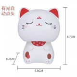 Chú mèo may mắn Lucky Cat gật gù đáng yêu