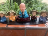 Set gõ mõ xanh+ 4 chú tiểu đội nón rơm+ thảm oval+ vòng 108.