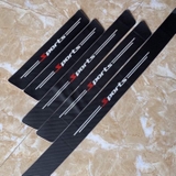 Sét 9 miếng vân carbon chống trầy xước bậc và cốp xe ( gồm 8 miếng bậc + 1 miếng cốp ) - NBC