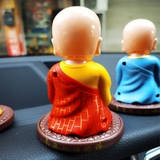 Tượng phật chú tiểu gõ mõ tụng kinh - Tượng GM05 gật đầu bằng NLMT
