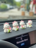 Gia đình mèo hoa đào trang trí taplo