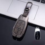 Bộ ốp kim loại lưng da lộn dập chìm logo + móc khoá MERCEDES