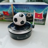 Quả bóng đá xoay bằng nlmt kèm cờ việt nam trang trí taplo ô tô (tặng tinh dầu) -SWEETDORA