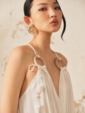 WHITE DRESS WITH WOODEN RINGS