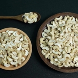 HẠT ĐIỀU SẺ RANG CỦI ( Hộp pet 500g )