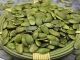 HẠT BÍ XANH NGUYÊN CHẤT ( Hộp 500g )