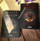 Bộ sách Lửa Và Máu (Bộ 2 Tập) của tác giả George R. R. Martin
