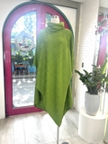Áo cổ lọ vạt chéo dài