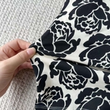 Váy xuông Tory Burch hoa đen