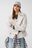 Áo dạ STRADIVARIUS cổ bẻ dáng ngắn 4 khuy