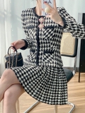 Chân váy Self kẻ caro (co set)