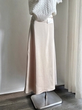 Chân váy UNIQLO lụa satin