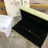 Vòng tay VAN CLEEF & ARPELS 1 hoa