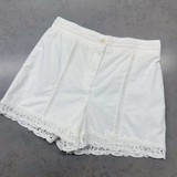 Quần short Zara ren dập