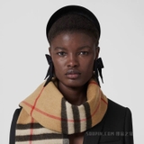 Khăn BURBERRY 2025