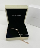 Vòng tay VAN CLEEF & ARPELS 1 hoa