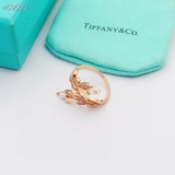 Nhẫn lá Tiffany Co