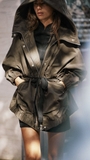 Parka Zara rêu dáng ngắn túi chéo