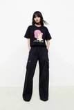 Tshirt MO&CO FREE KEIN đen họa tiết