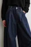 Quần jean COS baggy