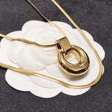 Vòng cổ Chanel vàng
