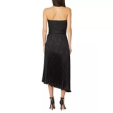 Váy yếm THOSHANNA