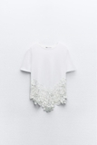 Tshirt ZARA trắng ren chân