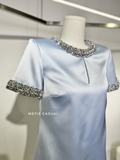 Váy lụa SELF PORTRAIT xanh cut-out cổ
