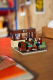 LEGO Stranger Things WSQK Radio Station 40891