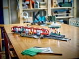 Lego Downtown Streetcar and Station 60423