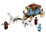 Lego Beauxbatons’ Carriage: Arrival at Hogwarts™ 75958