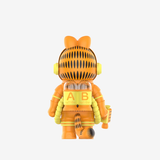 Pop Mart x Garfield Mega Space Molly 400%