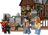LEGO Disney Hocus Pocus: The Sanderson Sisters' Cottage 21341