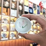 Tách Sứ Cảnh Đức Vẽ Tay - Hoa Sen Hồng
