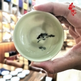 Tách Sứ Cảnh Đức Vẽ Tay - Màu Bơ