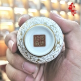Tách Trà Sứ Cảnh Đức - Mạn Hoa Trắng Nền Vàng Ánh Kim 40ml
